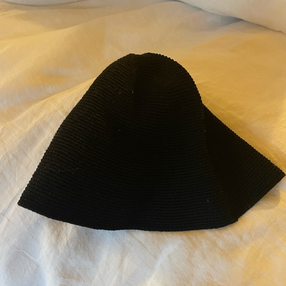 The Row black Carrol beach hat